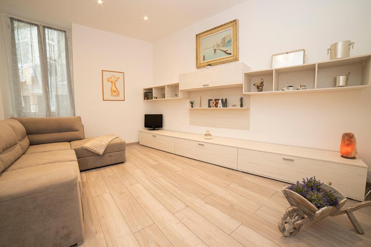 Casa Donna Lidia Apartment ซาโวนา ภายนอก รูปภาพ